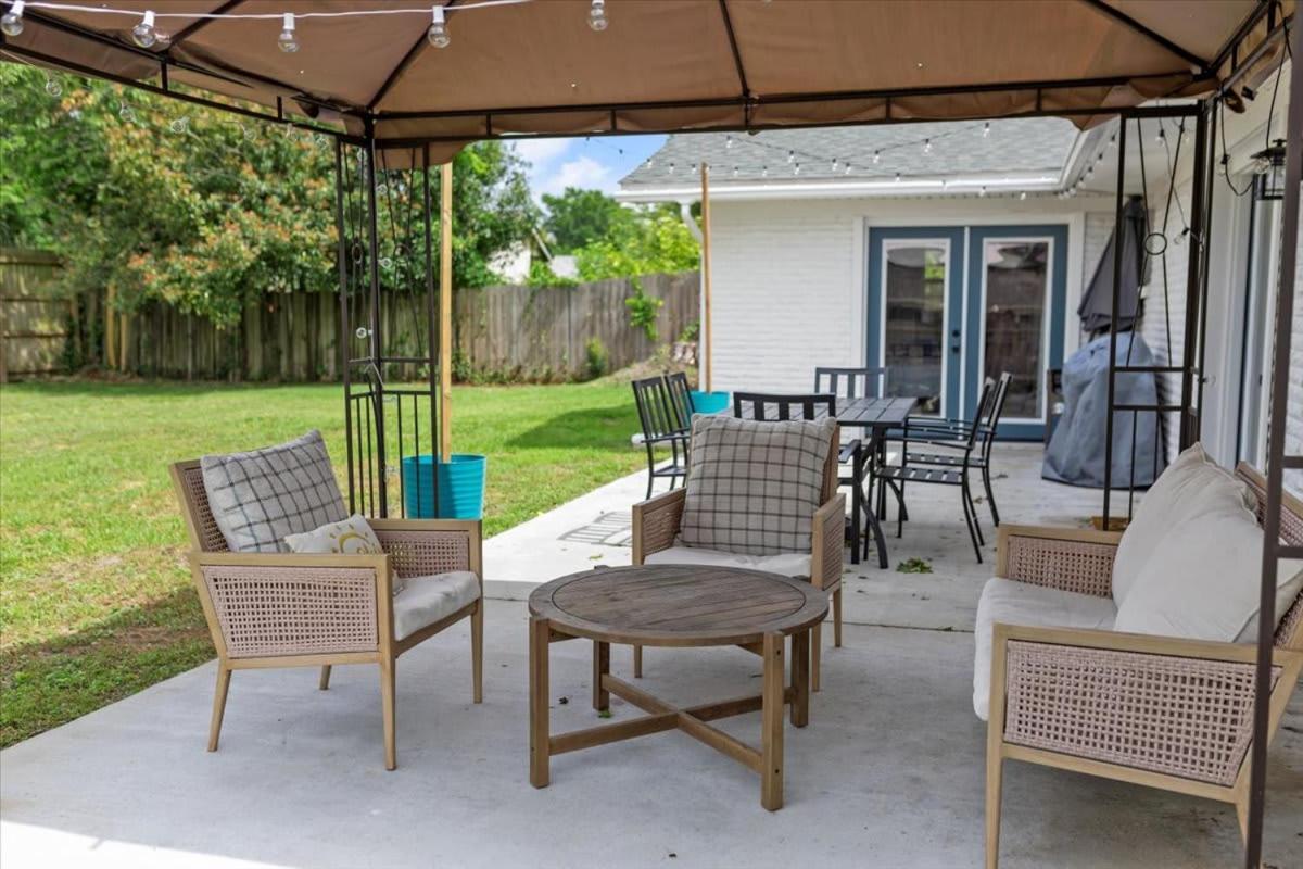 Ranch Home Gem 5Br Home Sleeps 12 With Game Room Gulfport Exterior photo